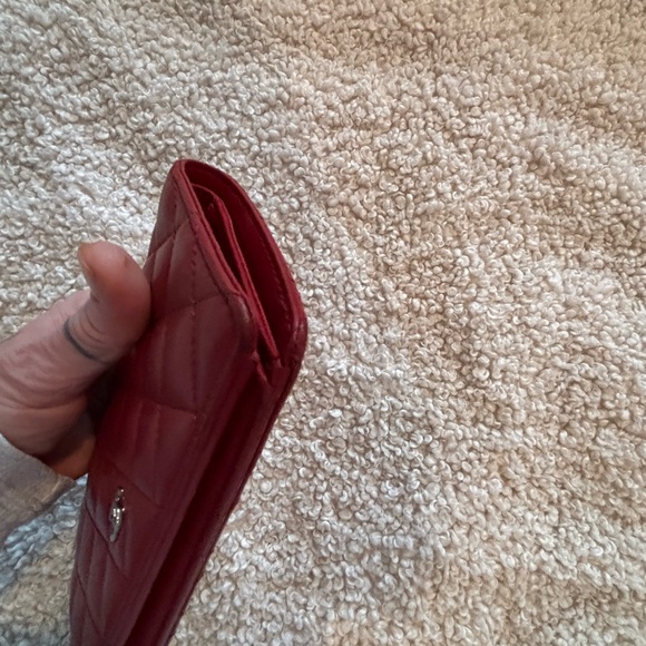 CHANEL Quilted Red Wallet - Picture 10 of 16